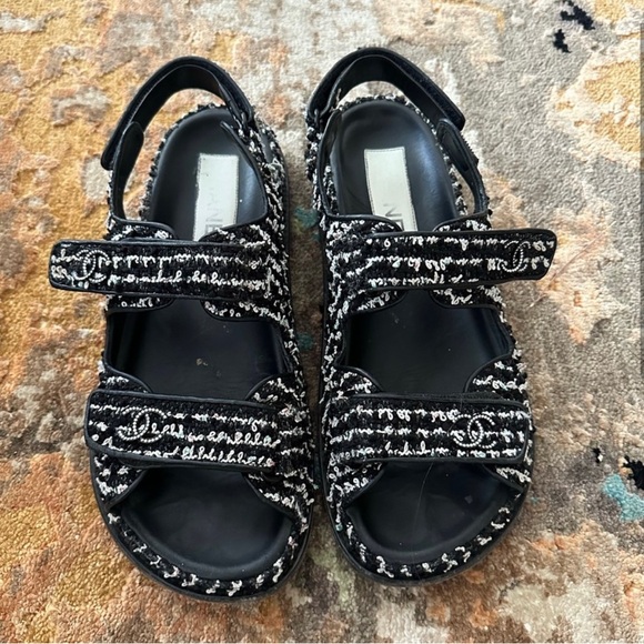 Chanel Dad Sandals Black and White Tweed Size 40 - Picture 1 of 6